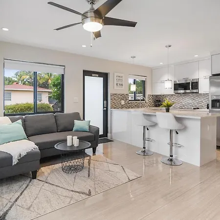 Alani Bay Condos-2